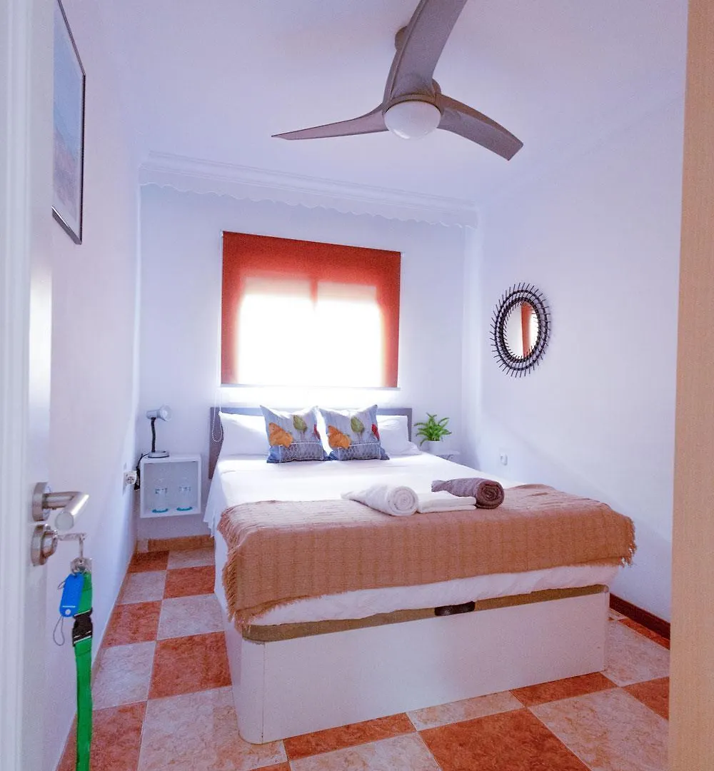 Habitacion A 7 Mins Centro Turistico トレモリノス 0*,