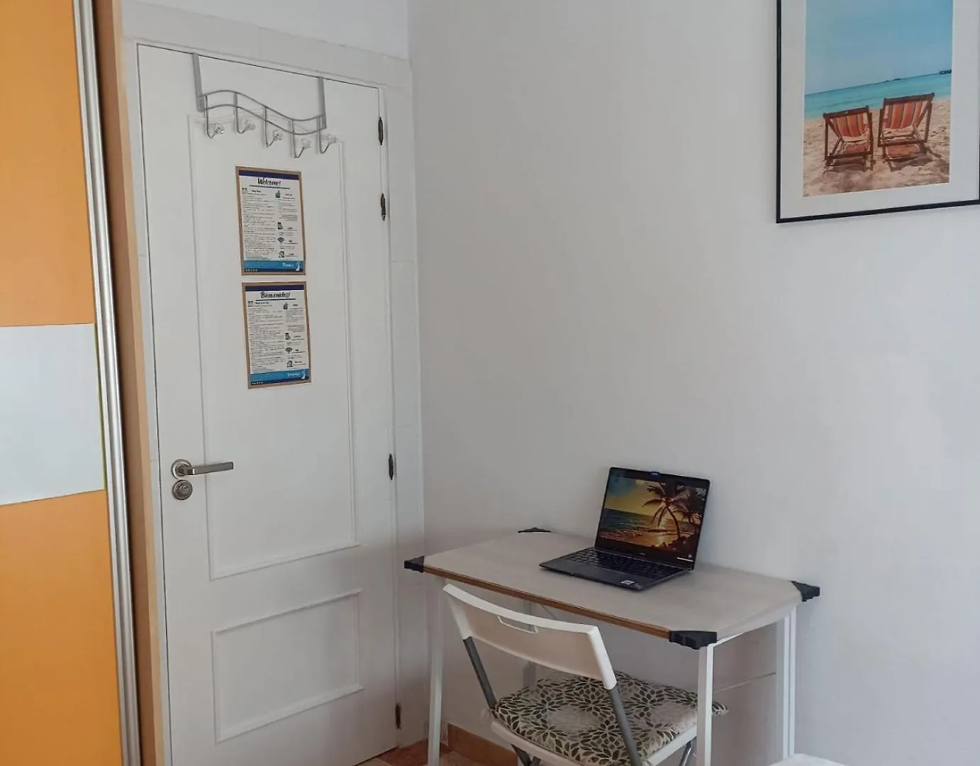 Habitacion A 7 Mins Centro Turistico トレモリノス スペイン